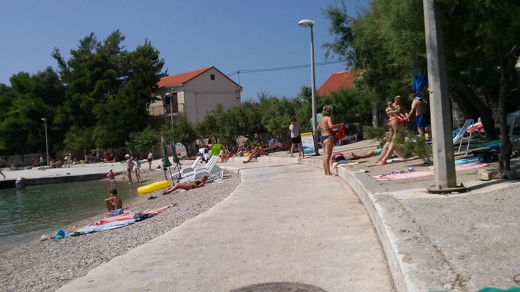 Holiday House Popovic Sućuraj Zewnętrze zdjęcie