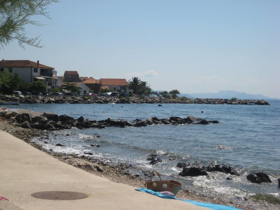 Holiday House Popovic Sućuraj Zewnętrze zdjęcie