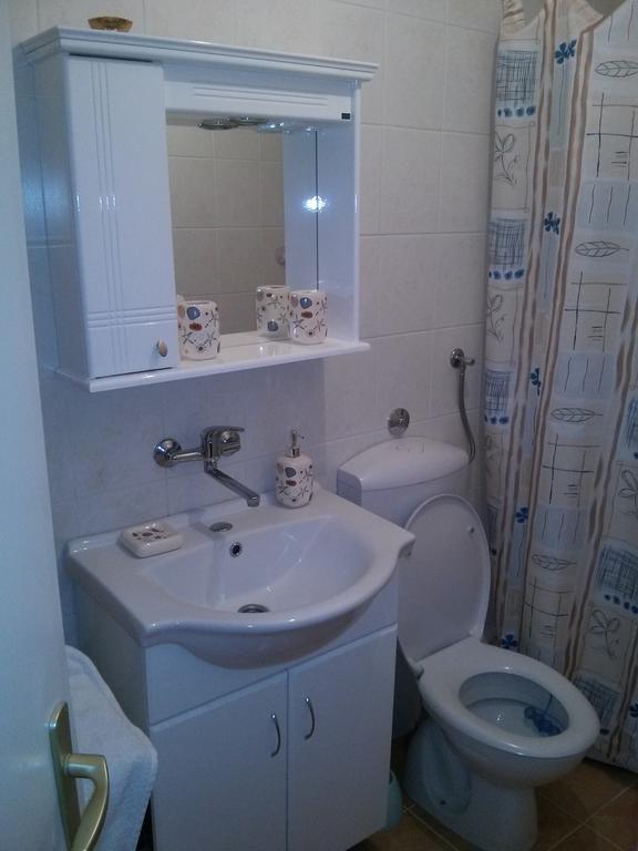Holiday House Popovic Sućuraj Zewnętrze zdjęcie