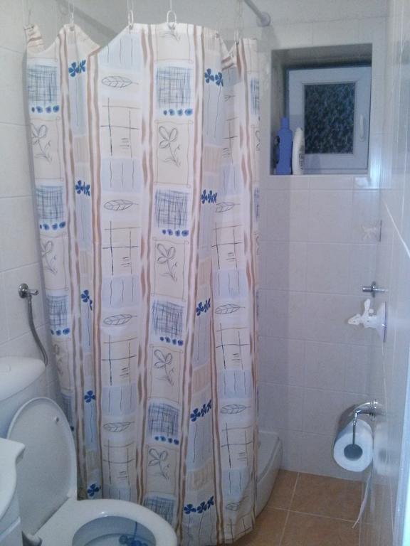 Holiday House Popovic Sućuraj Zewnętrze zdjęcie