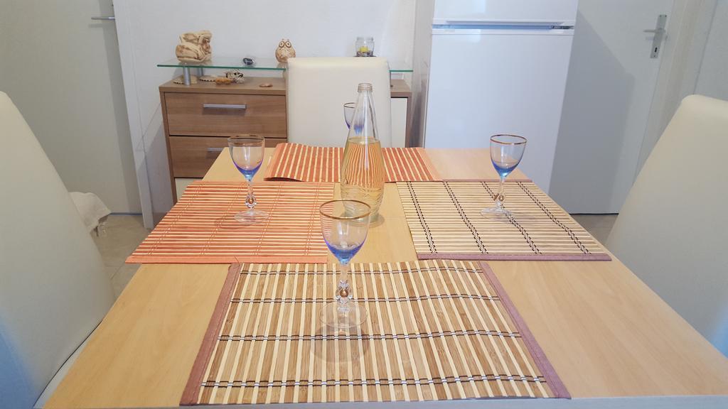 Holiday House Popovic Sućuraj Zewnętrze zdjęcie